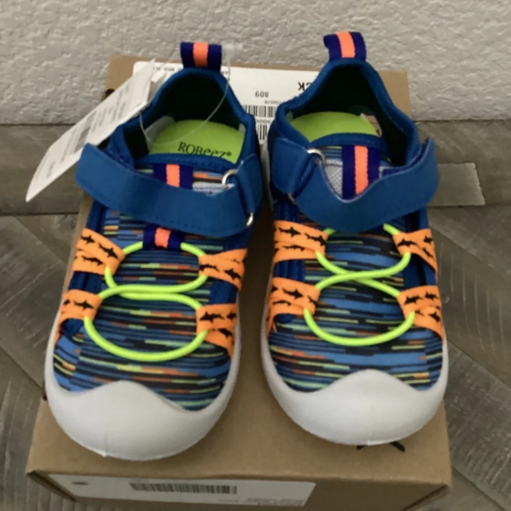 ROBEEZ Splash Water Shoe, size 7